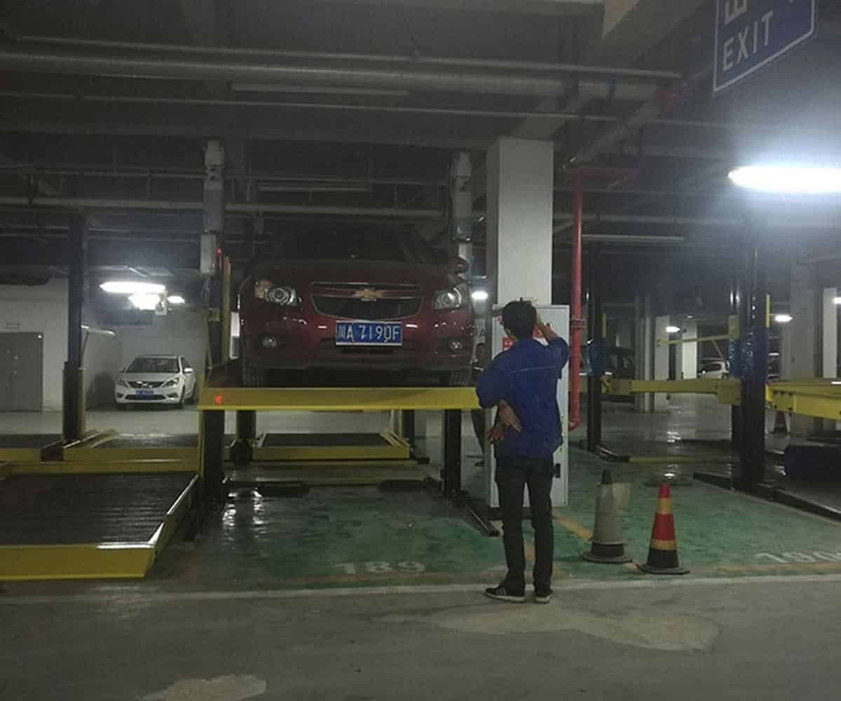漢源縣雙層升降橫移式停車庫改造