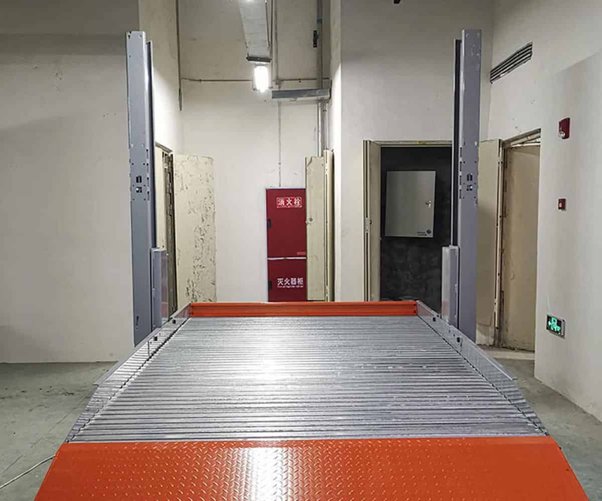 巴南區兩層升降橫移式機械立體停車設備改造